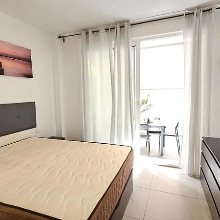 El Tesoro, Beautiful, Two Bedrooms Tenerife Sur * アデヘ