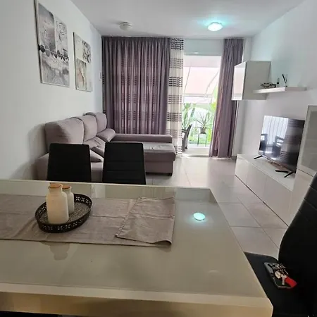 El Tesoro, Beautiful, Two Bedrooms Tenerife Sur Costa Adeje (Tenerife)