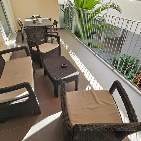 El Tesoro, Beautiful, Two Bedrooms Tenerife Sur Apartamento *