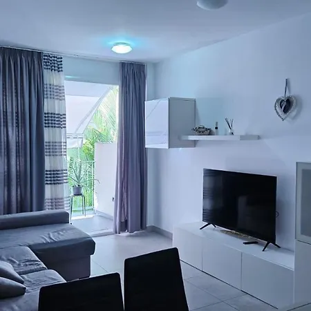 El Tesoro, Beautiful, Two Bedrooms Tenerife Sur Apartamento *