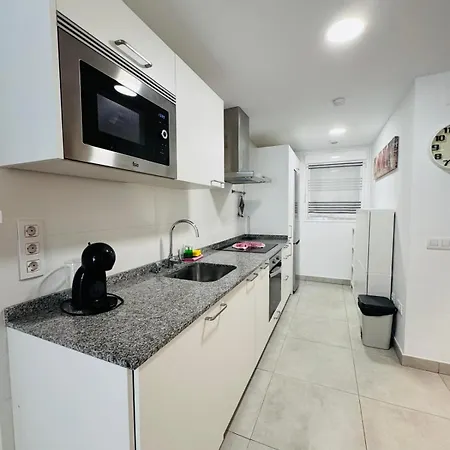 El Tesoro, Beautiful, Two Bedrooms Tenerife Sur أذيخي
