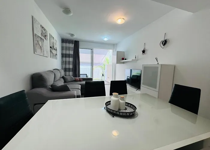 El Tesoro, Beautiful, Two Bedrooms Tenerife Sur Apartamento Costa Adeje (Tenerife)